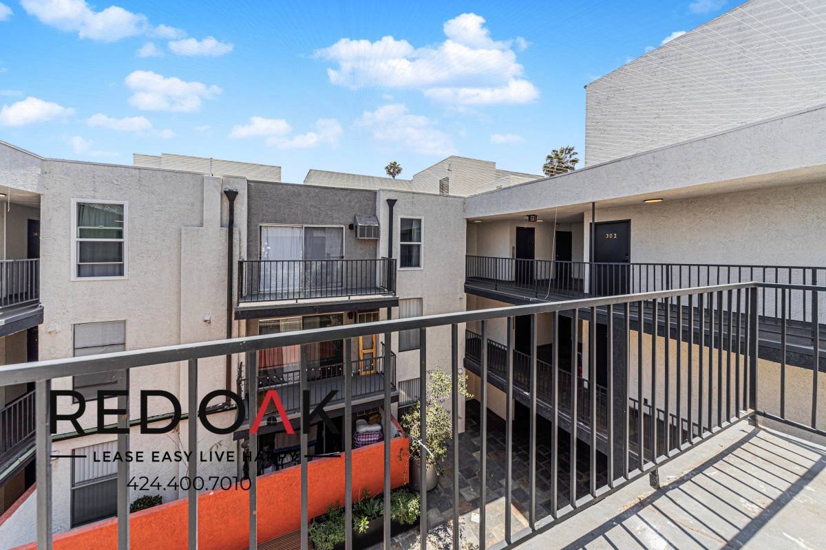 Condo for rent at 134 N Mariposa Ave #314, Los Angeles, CA 90004