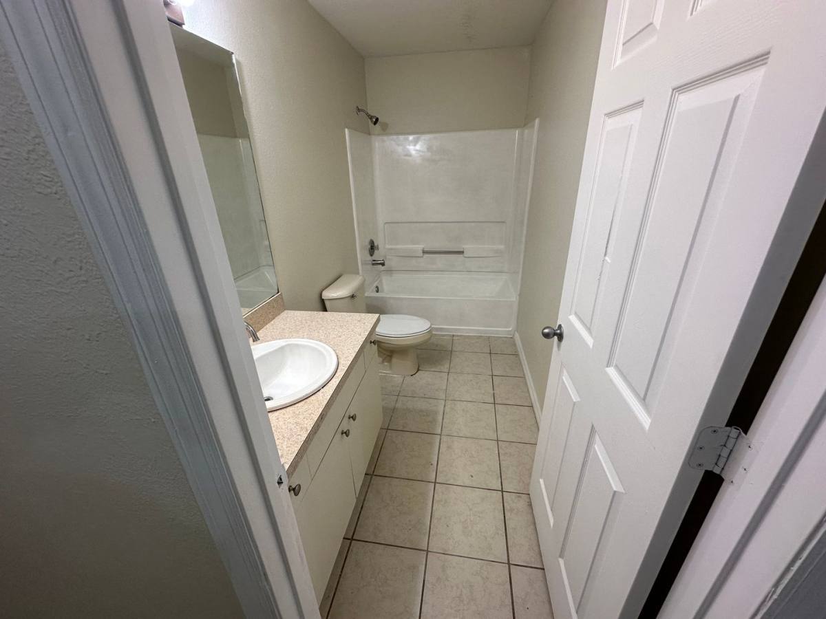 House for rent at 3005 Hillview St, Sarasota, FL 34239