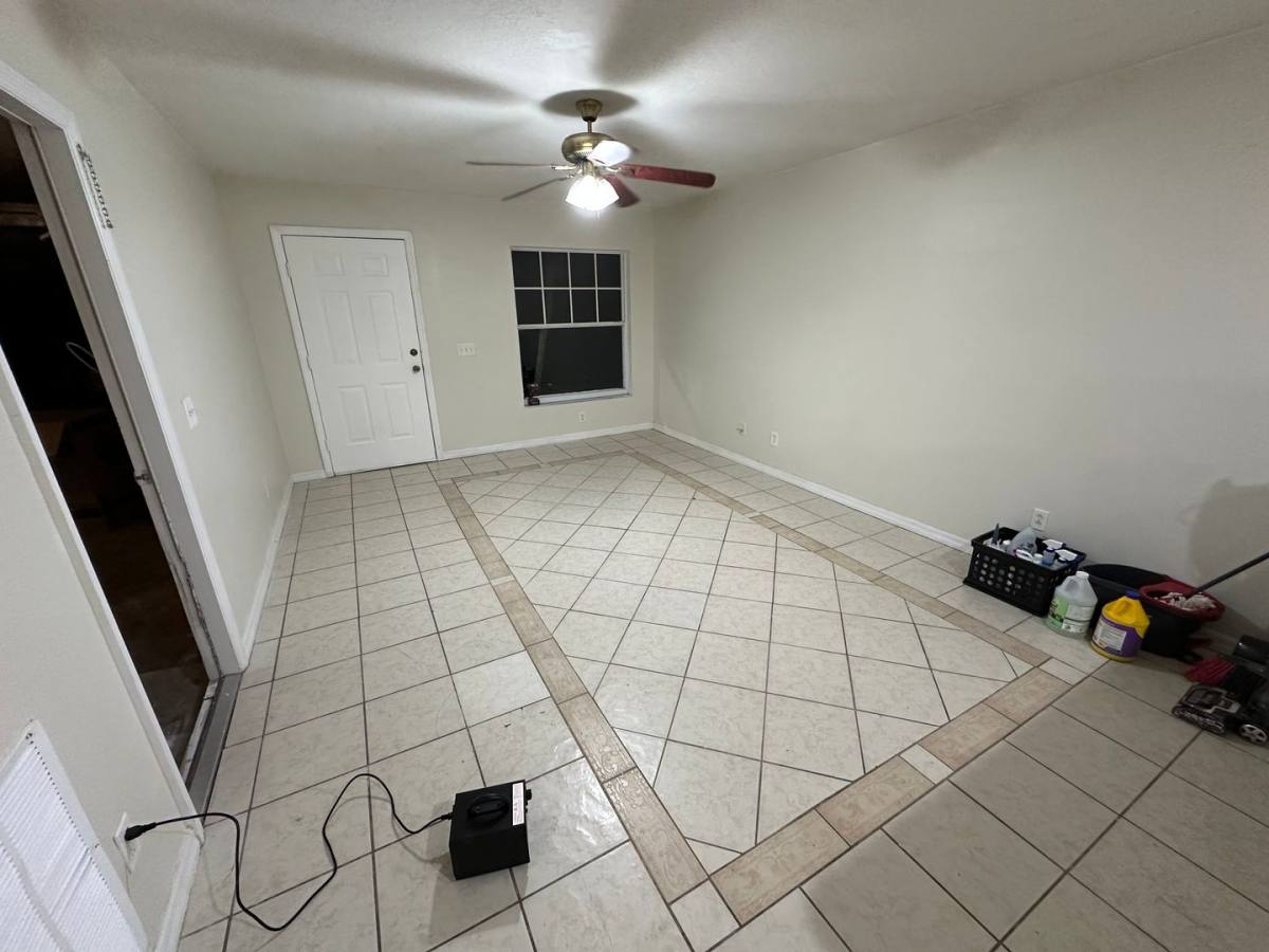 House for rent at 3005 Hillview St, Sarasota, FL 34239