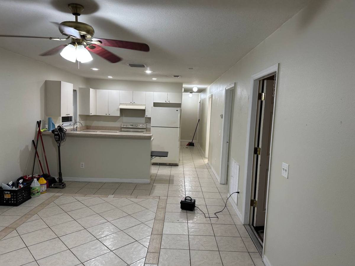 House for rent at 3005 Hillview St, Sarasota, FL 34239