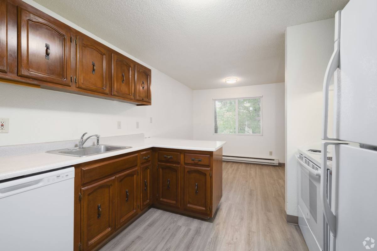 Apartment for rent at 7523 44th St W, Tacoma, WA 98466