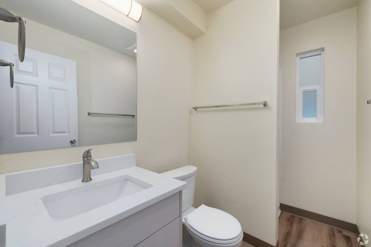 Apartment for rent at 7523 44th St W, Tacoma, WA 98466