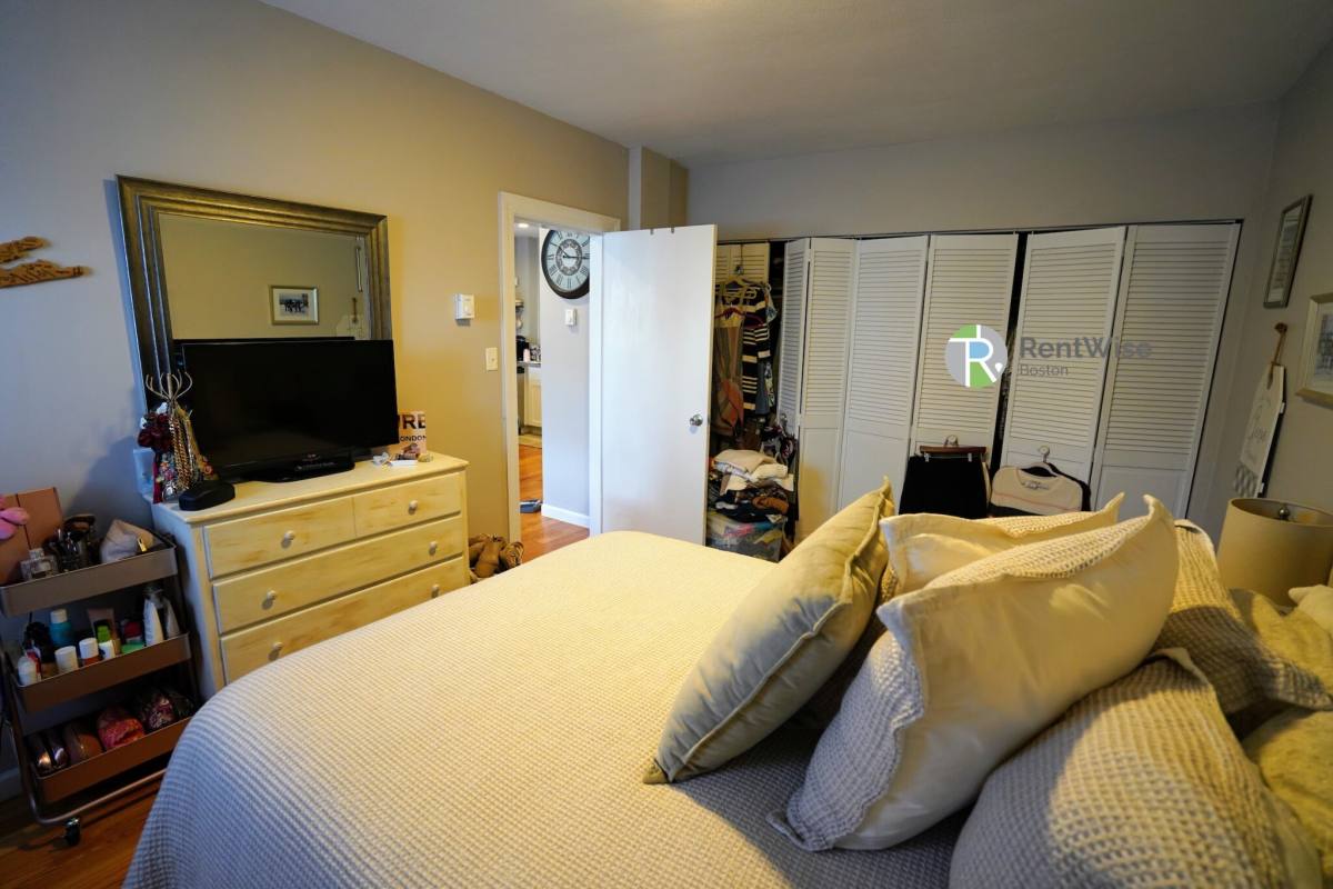 Apartment for rent at 1200 Commonwealth Ave #5, Allston, MA 02134
