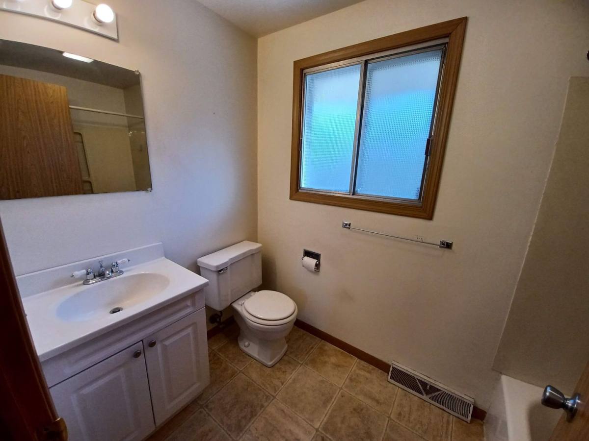 Apartment for rent at 3727 Parkway Blvd, Two Rivers, WI 54241