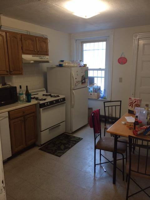 Apartment for rent at 1524 Tremont St #2, Roxbury Crossing, MA 02120