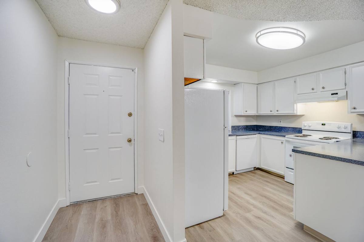Townhouse for rent at 13970 SW Allen Blvd, Beaverton, OR 97005
