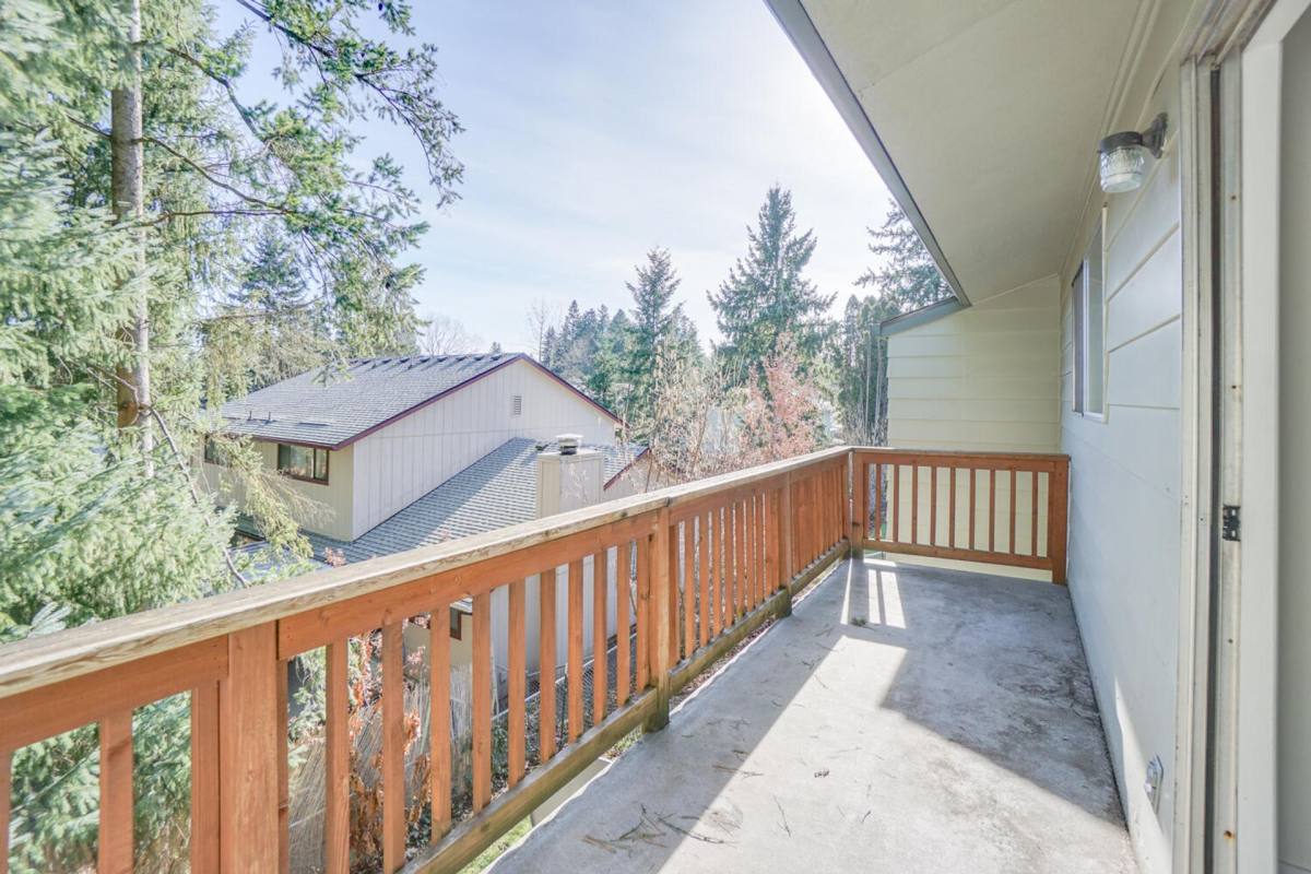 Townhouse for rent at 13970 SW Allen Blvd, Beaverton, OR 97005