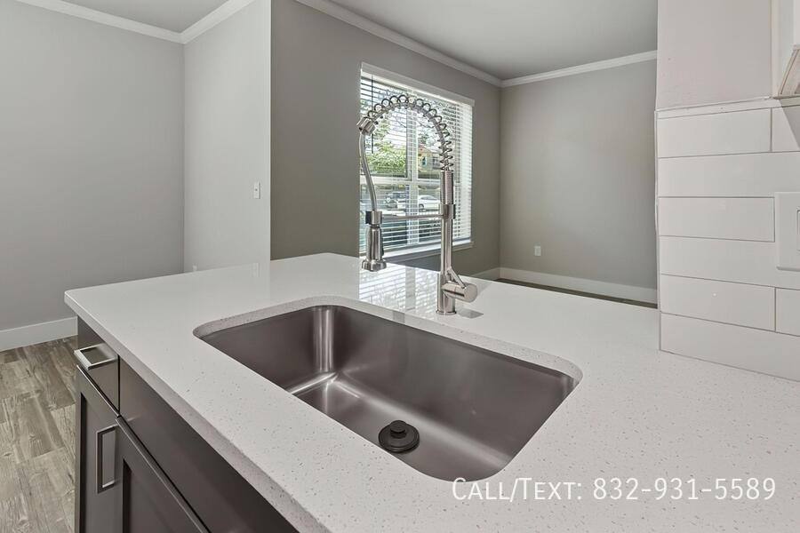 Apartment for rent at 6499 Guhn Rd #HLD1, Houston, TX 77040