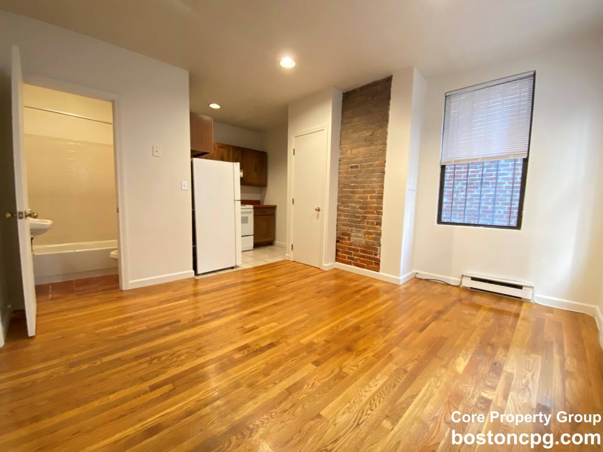 Apartment for rent at 17 Greenough #1, Boston, MA 02113