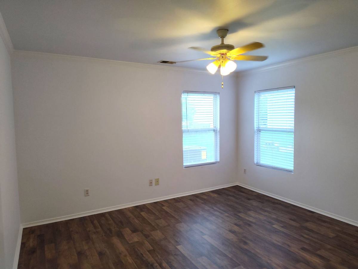 House for rent at 2502 Buckleigh Dr, Charlotte, NC 28215