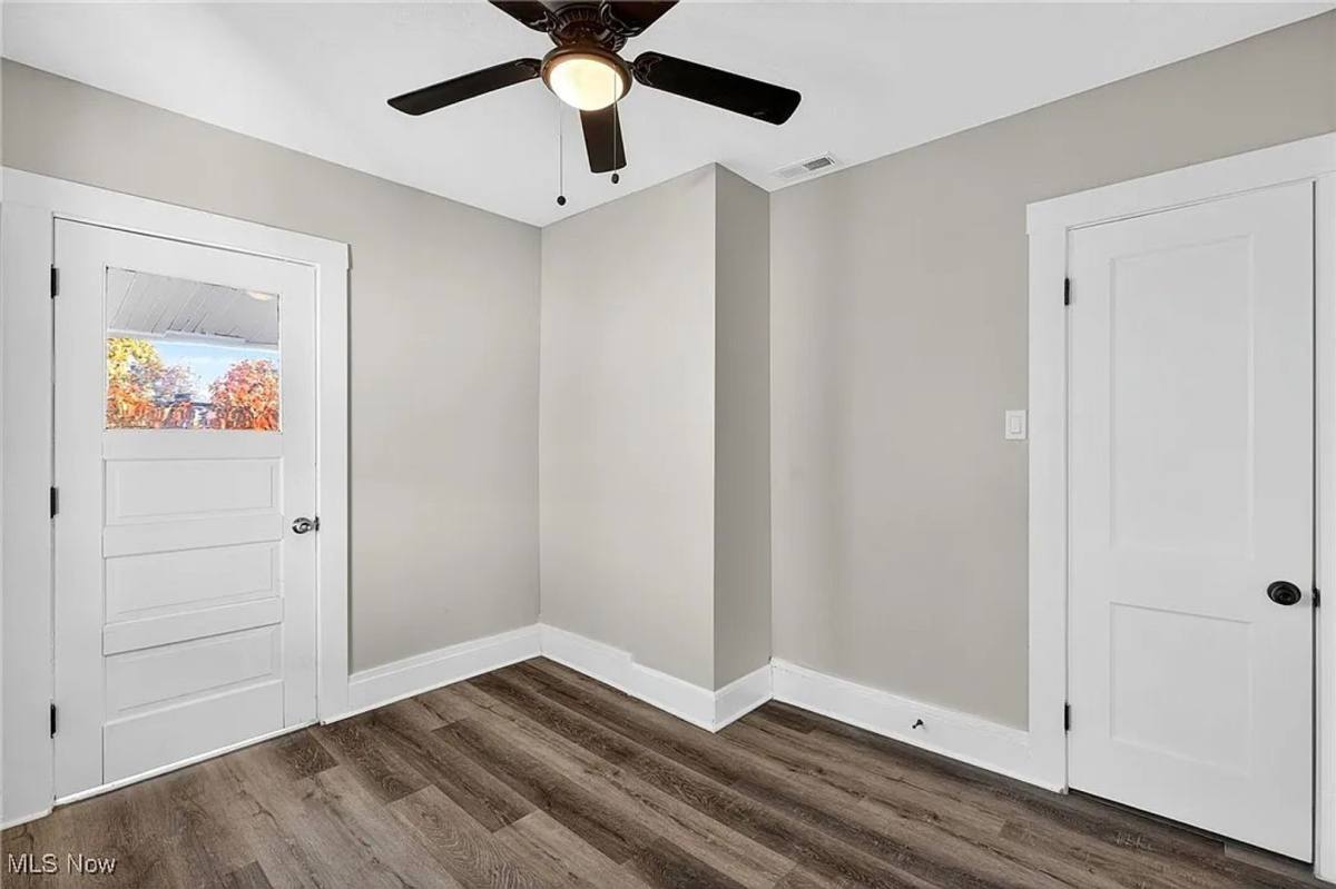House for rent at 11209 Continental Ave, Cleveland, OH 44104