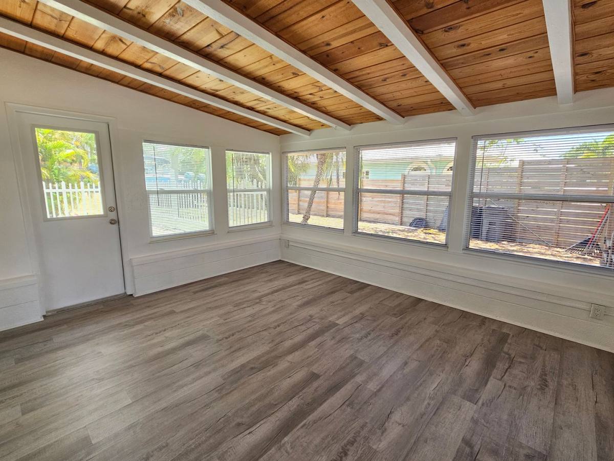 House for rent at 341 Bayshore Dr, Osprey, FL 34229