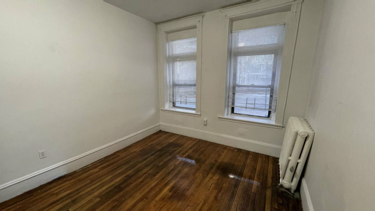Apartment for rent at 409 Huntington Ave #2, Boston, MA 02115