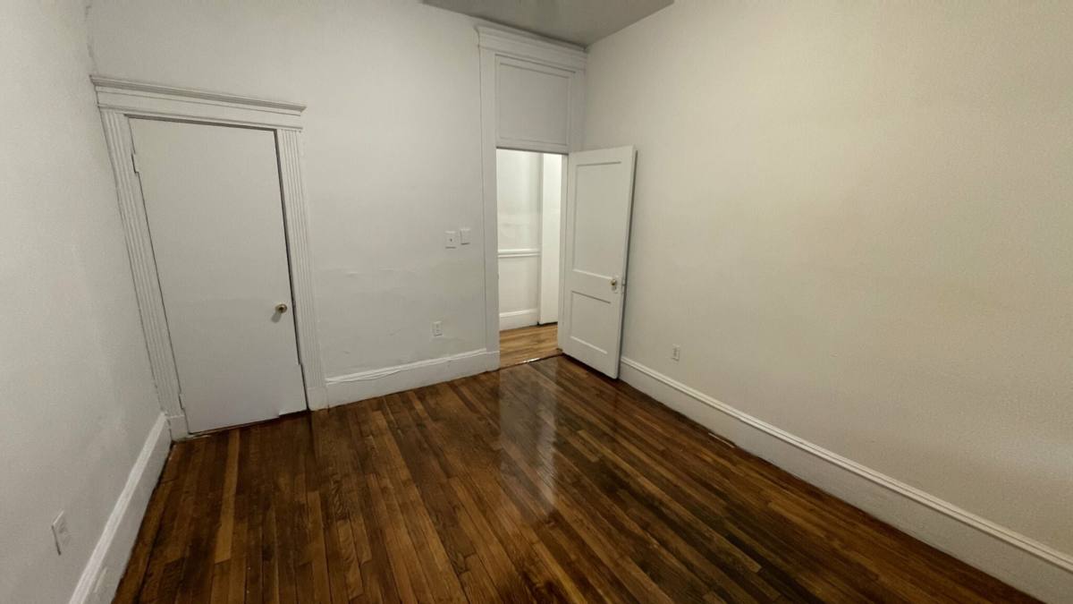 Apartment for rent at 409 Huntington Ave #2, Boston, MA 02115