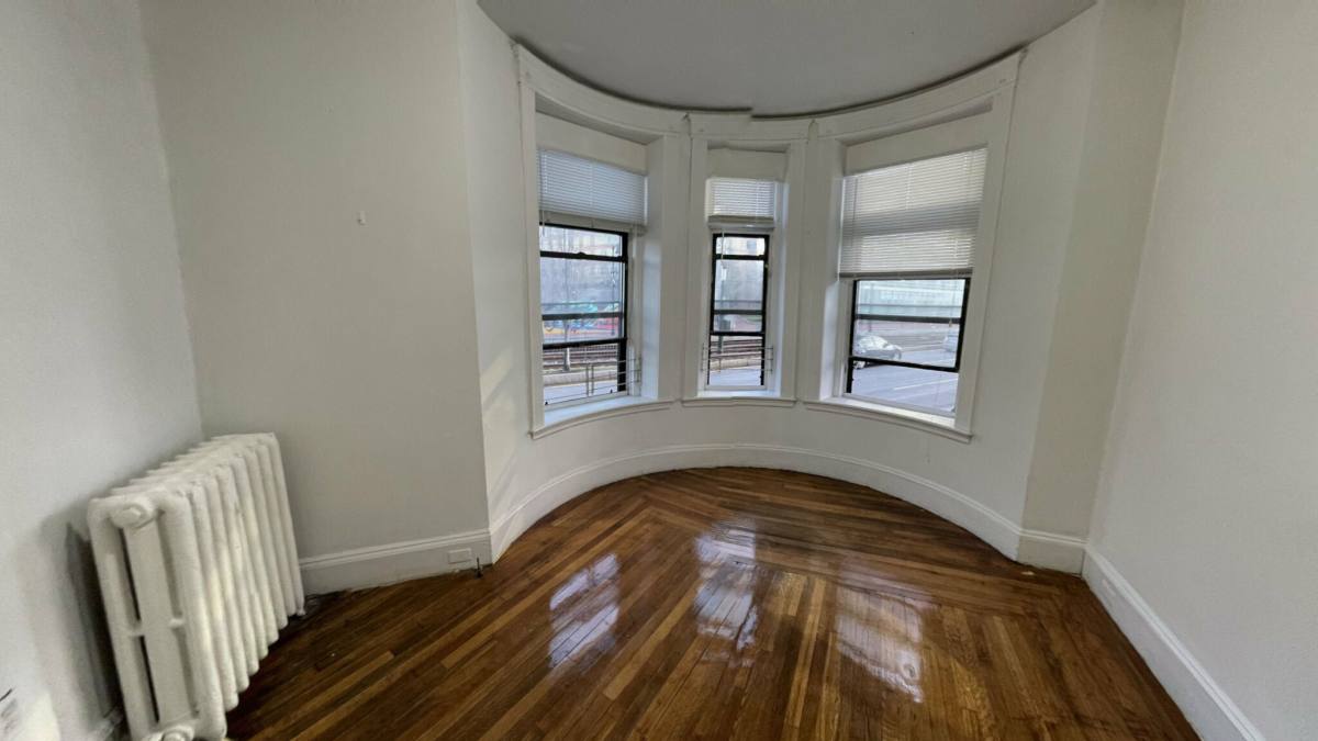 Apartment for rent at 409 Huntington Ave #2, Boston, MA 02115