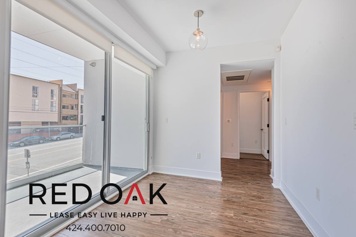 Condo for rent at 1168 S Barrington Ave #203, Los Angeles, CA 90049
