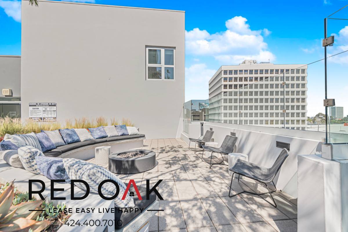 Condo for rent at 1168 S Barrington Ave #203, Los Angeles, CA 90049