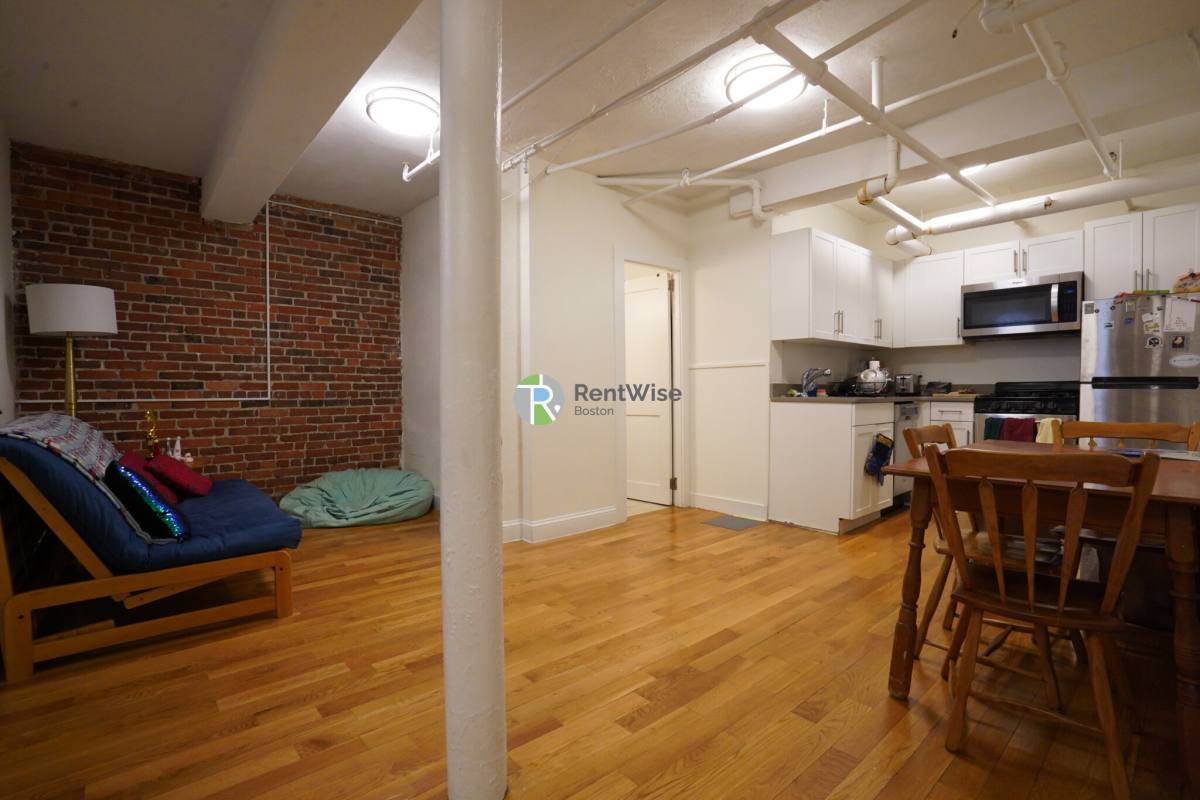Apartment for rent at 1298 Commonwealth Ave #A, Allston, MA 02134