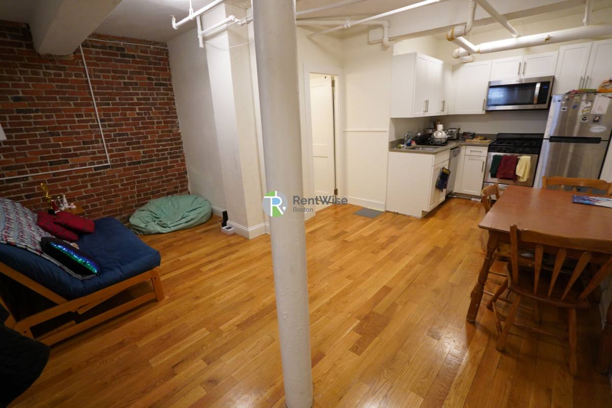 Apartment for rent at 1298 Commonwealth Ave #A, Allston, MA 02134