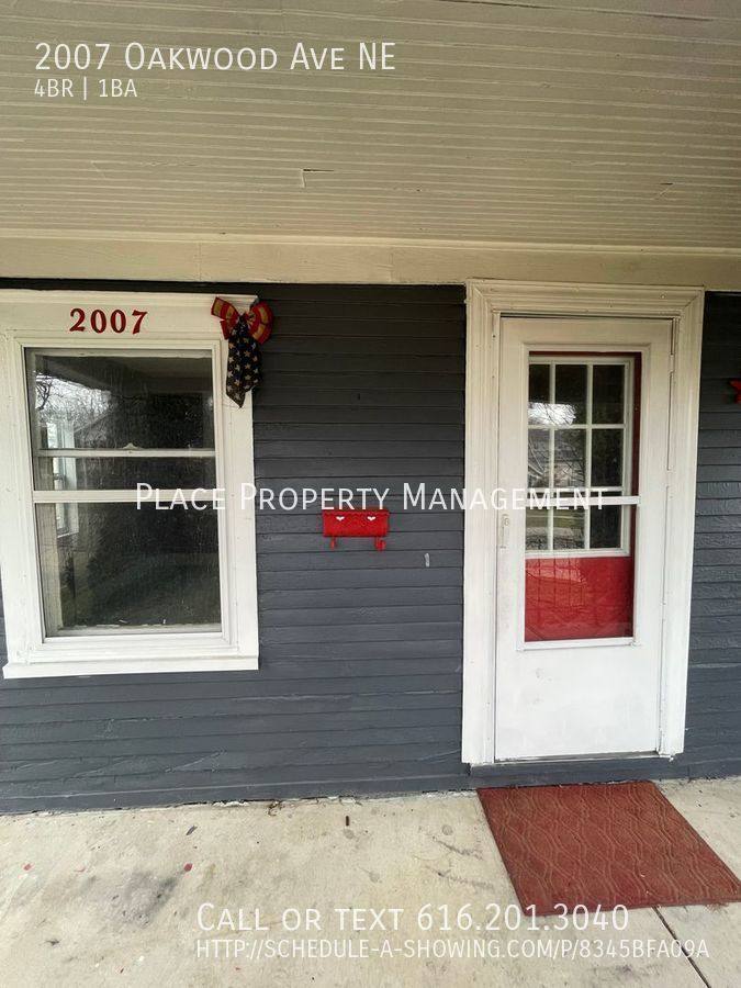 House for rent at 2007 Oakwood Ave NE, Grand Rapids, MI 49505