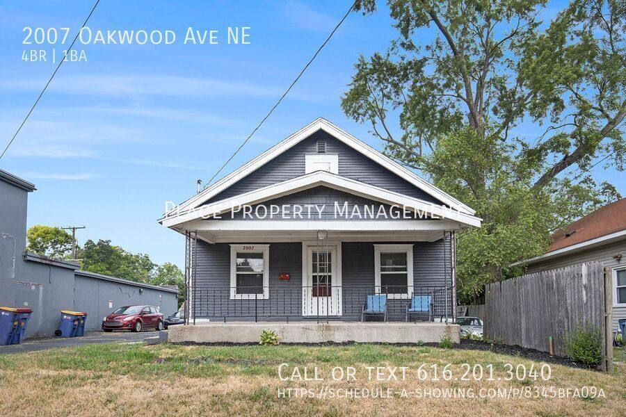 House for rent at 2007 Oakwood Ave NE, Grand Rapids, MI 49505