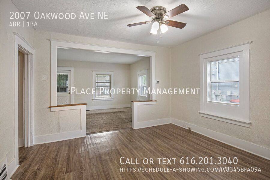 House for rent at 2007 Oakwood Ave NE, Grand Rapids, MI 49505