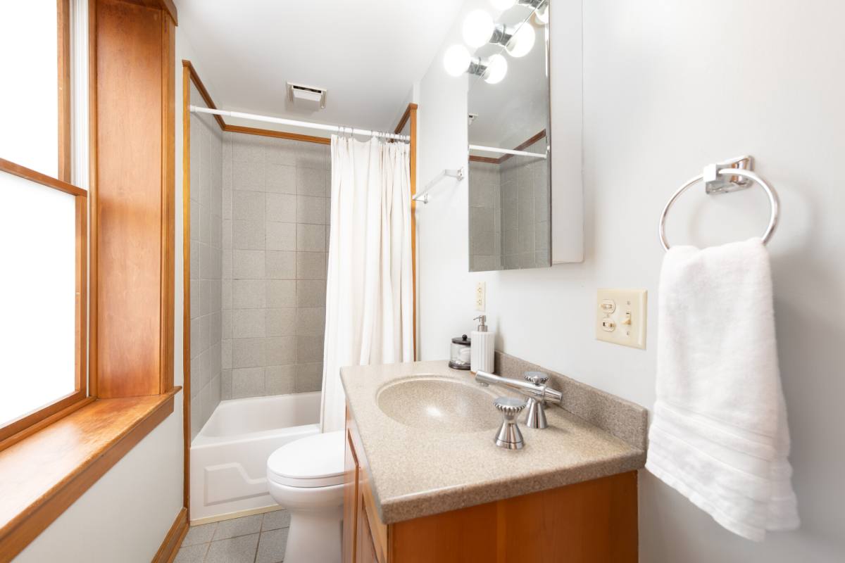 Apartment for rent at 54 Myrtle St #5, Boston, MA 02114