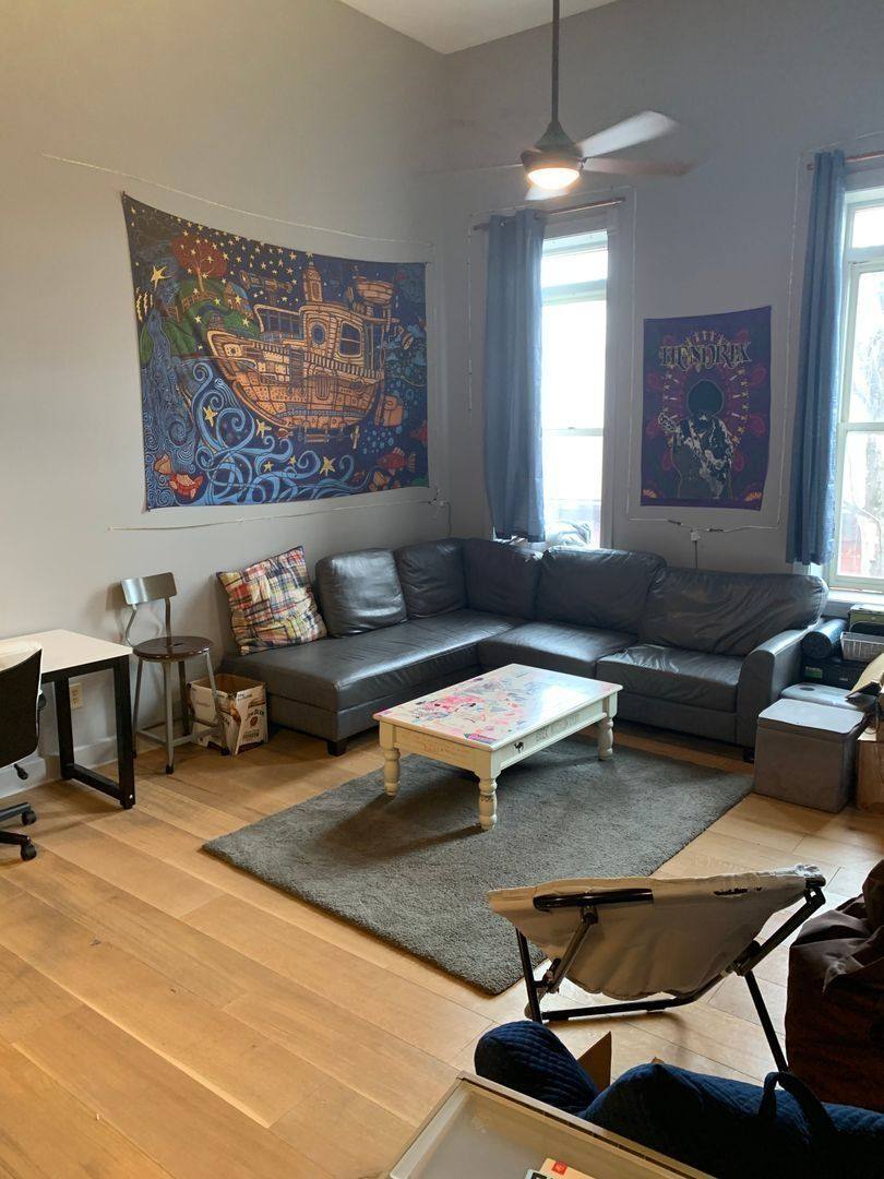 Apartment for rent at 204 N Walnut, Bloomington, IN 47404