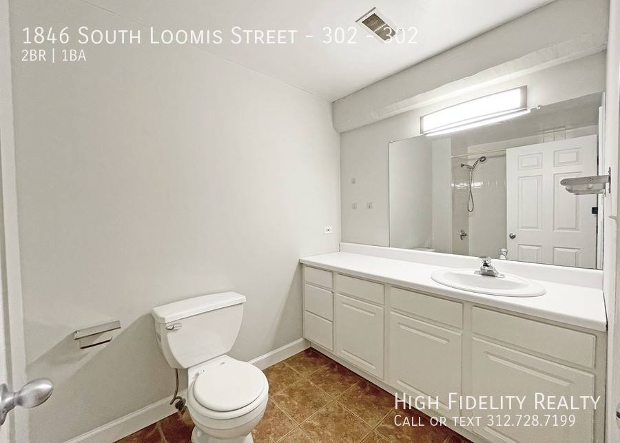 Apartment for rent at 1846 S Loomis St #302, Chicago, IL 60608