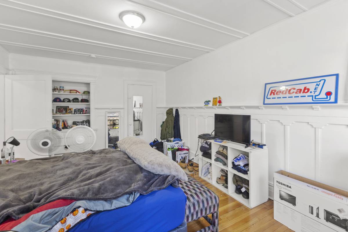 Apartment for rent at 1462 Commonwealth #1, Allston, MA 02134