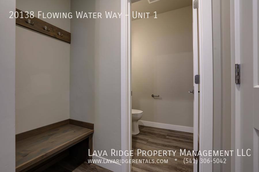 Townhouse for rent at 20138 Flowing Water Way #1, Bend, OR 97702