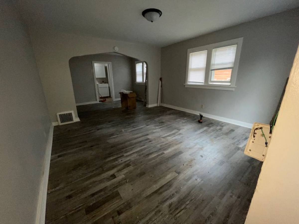 House for rent at 1308 W 14th St, Sioux Falls, SD 57104