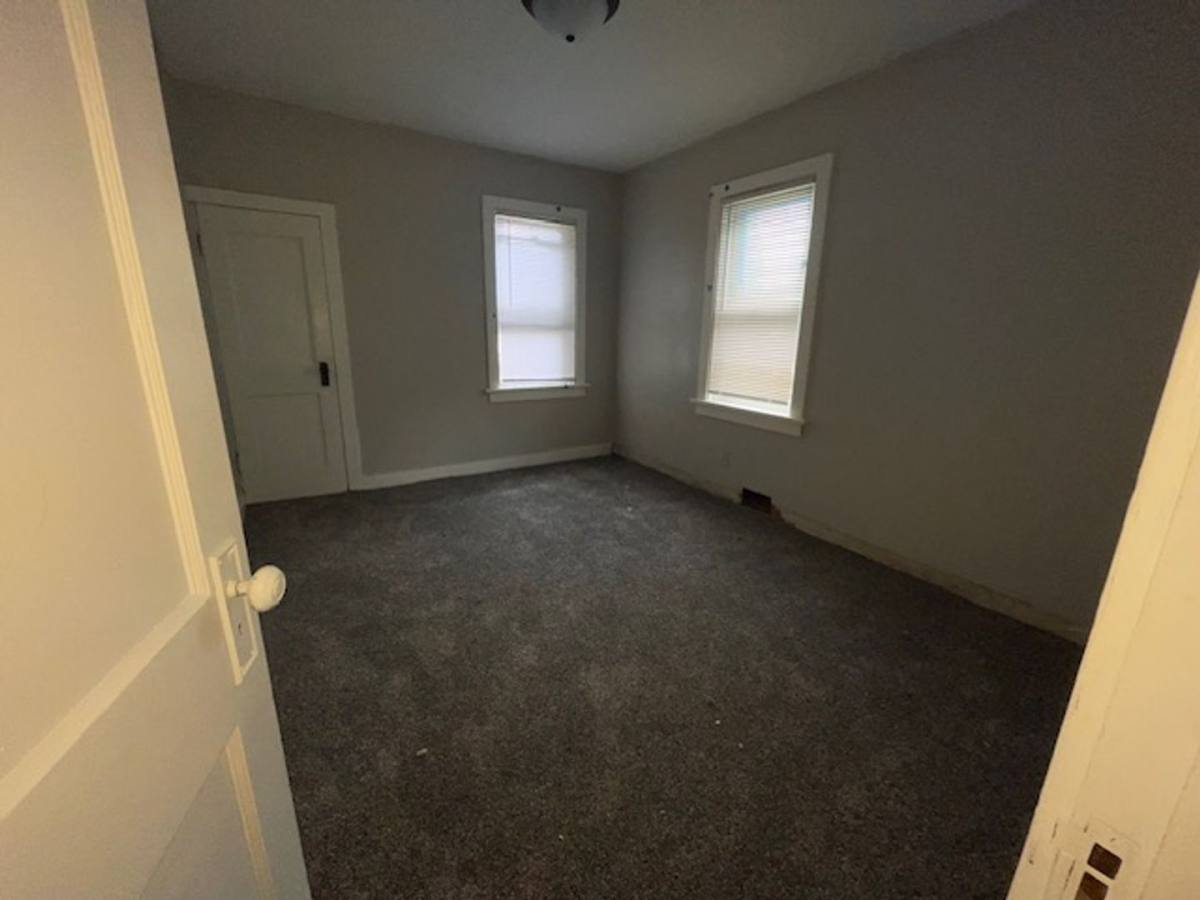 House for rent at 1308 W 14th St, Sioux Falls, SD 57104