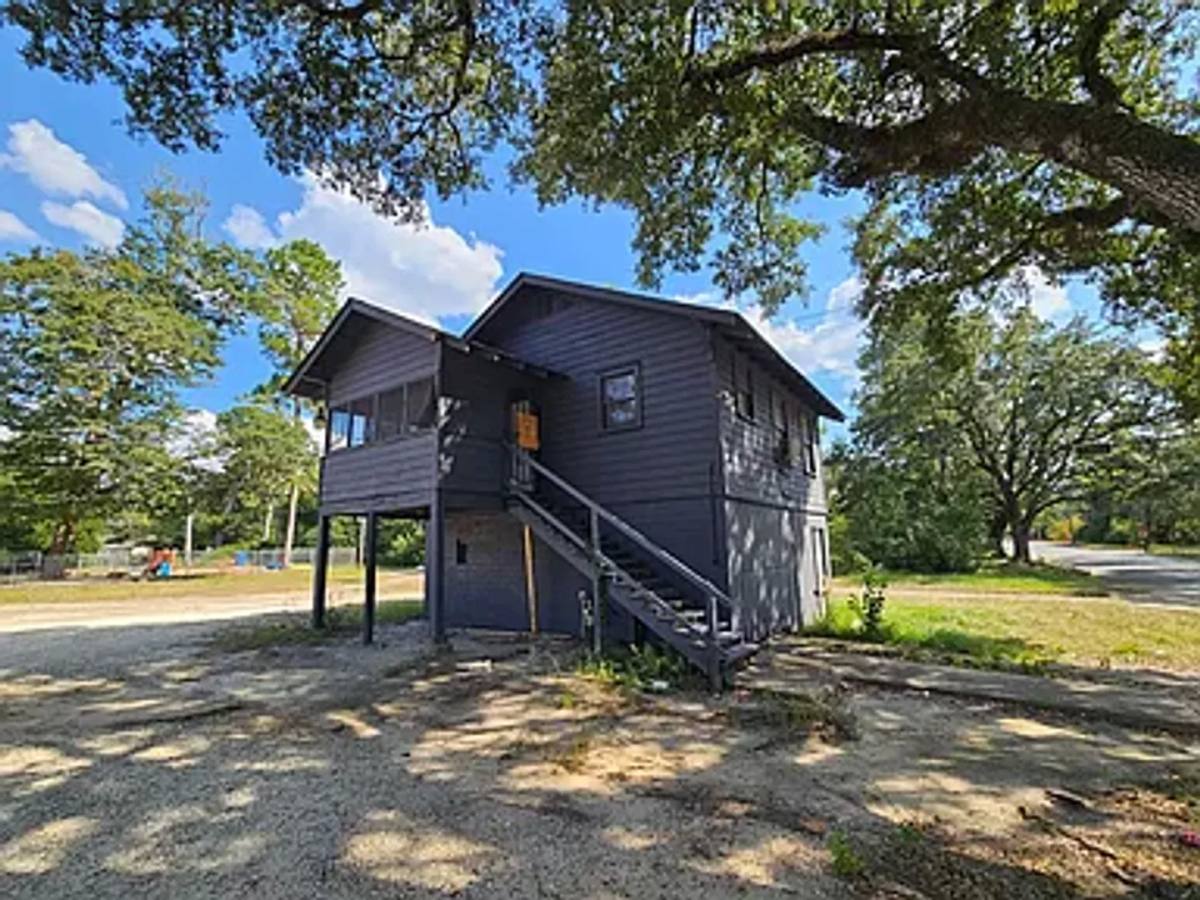 House for rent at 306 S Van Buren Sreet, Albany, GA 31701