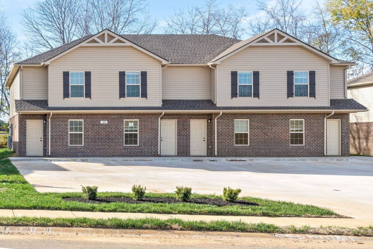 Apartment for rent at 1000 Glenkirk Dr, Clarksville, TN 37042