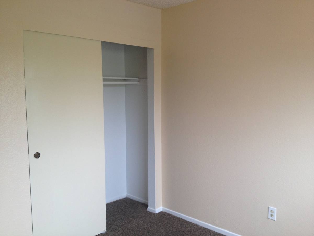 House for rent at 17135 Cambria Ave, Fontana, CA 92336