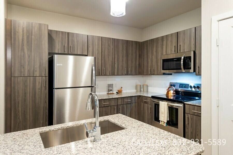 Apartment for rent at 18199 W Lake Houston Parkway #HALH, Humble, TX 77346