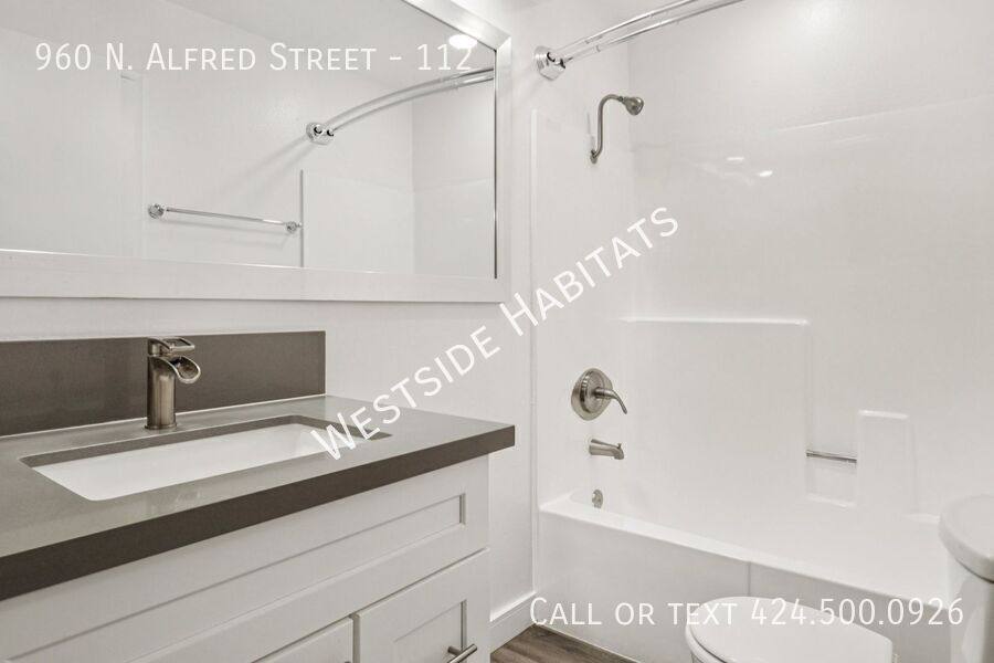 Apartment for rent at 960 N Alfred St #112, West Hollywood, CA 90069