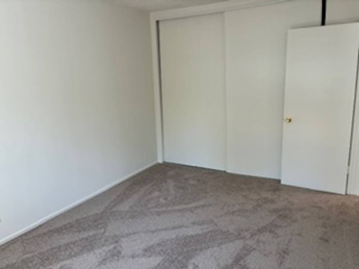 Apartment for rent at 1043 Newport Ave, Long Beach, CA 90804