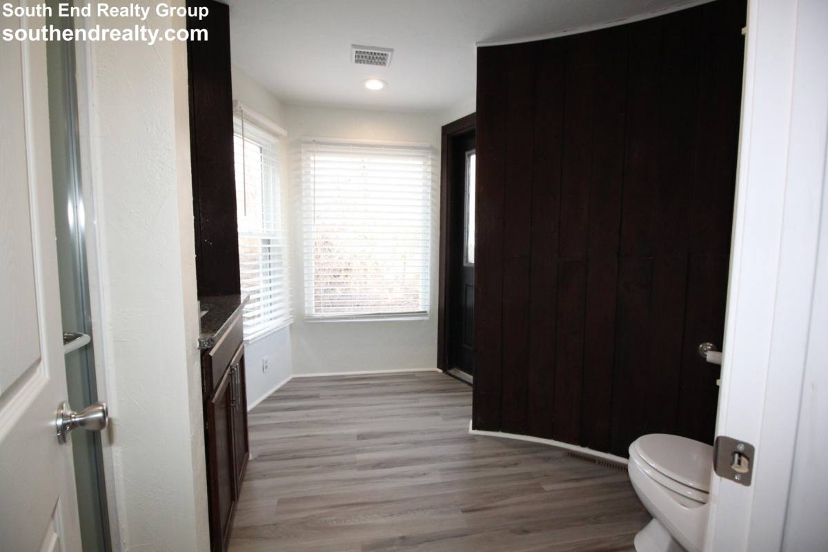 Apartment for rent at 16 Middlesex St #11, North Chelmsford, MA 01863