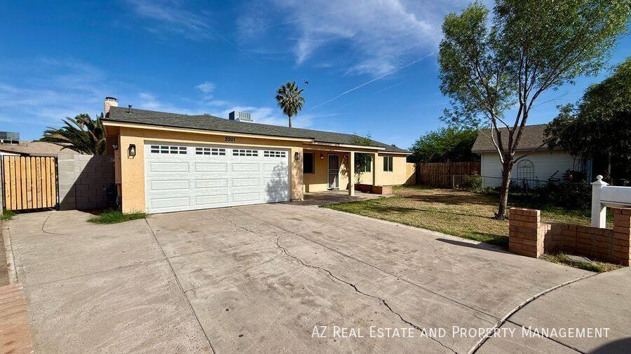 House for rent at 8501 W Mitchell Dr, Phoenix, AZ 85037