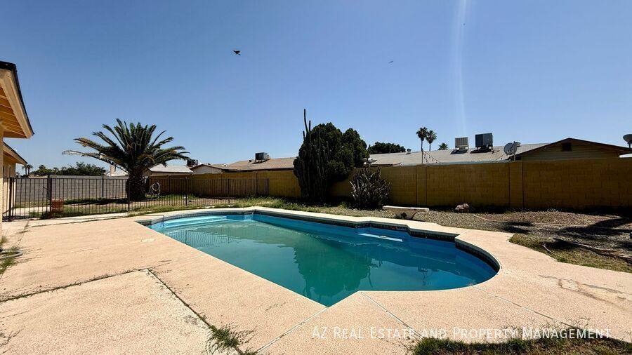 House for rent at 8501 W Mitchell Dr, Phoenix, AZ 85037