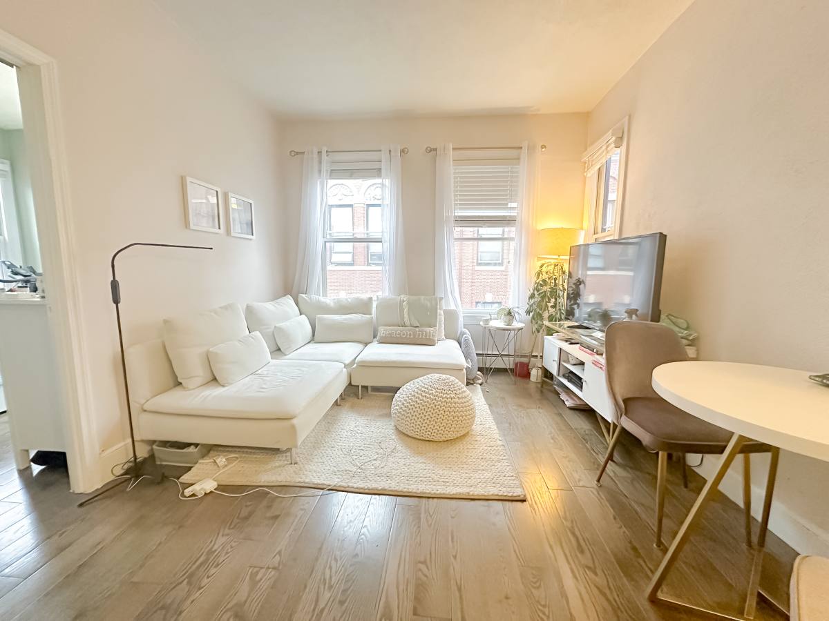 Apartment for rent at 57 Myrtle St #3, Boston, MA 02114