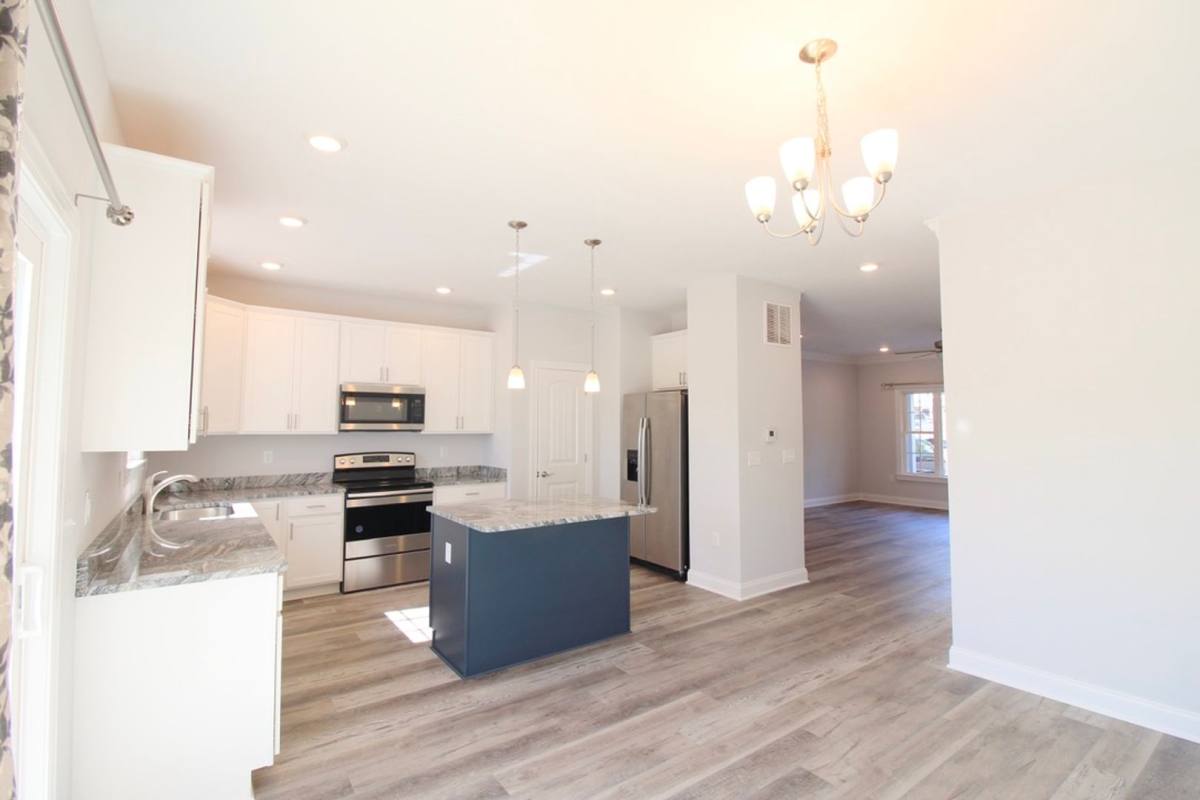 Townhouse for rent at 1073 Bluemoon Dr, Harrisonburg, VA 22801