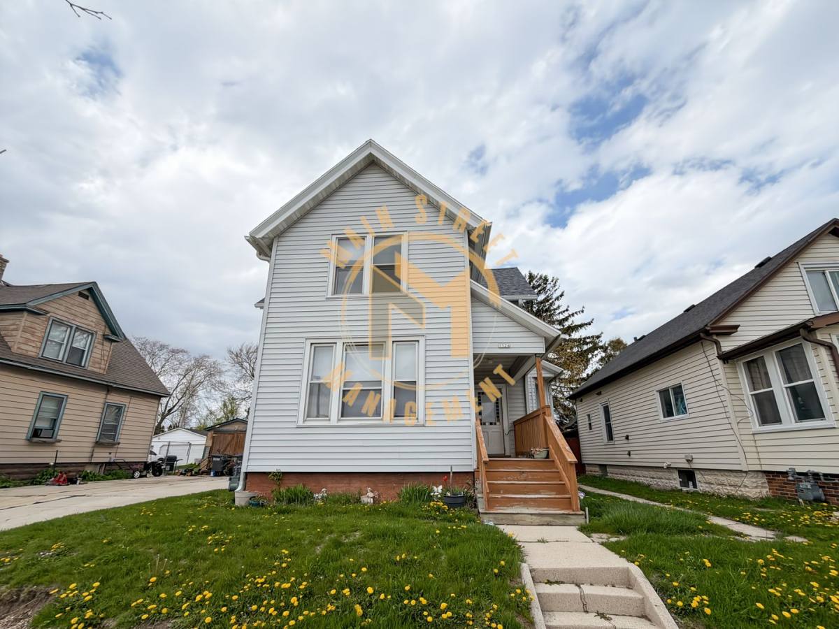 Apartment for rent at 1522 Main Ave, Sheboygan, WI 53083