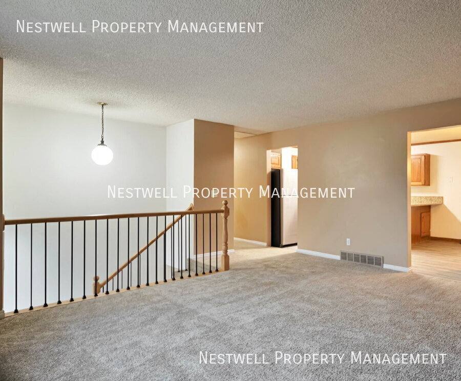 House for rent at 815 E Dusty Rock Place, Sandy, UT 84094