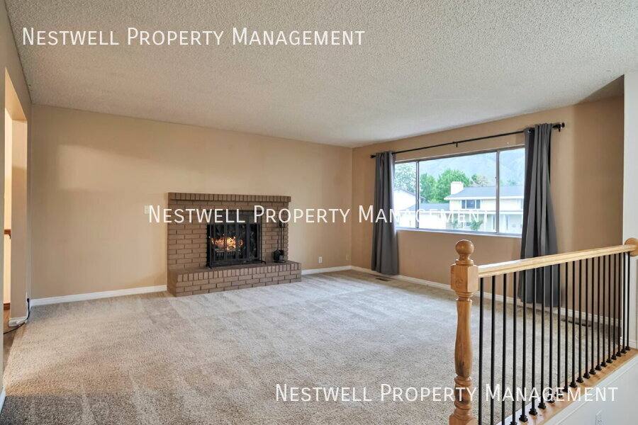 House for rent at 815 E Dusty Rock Place, Sandy, UT 84094