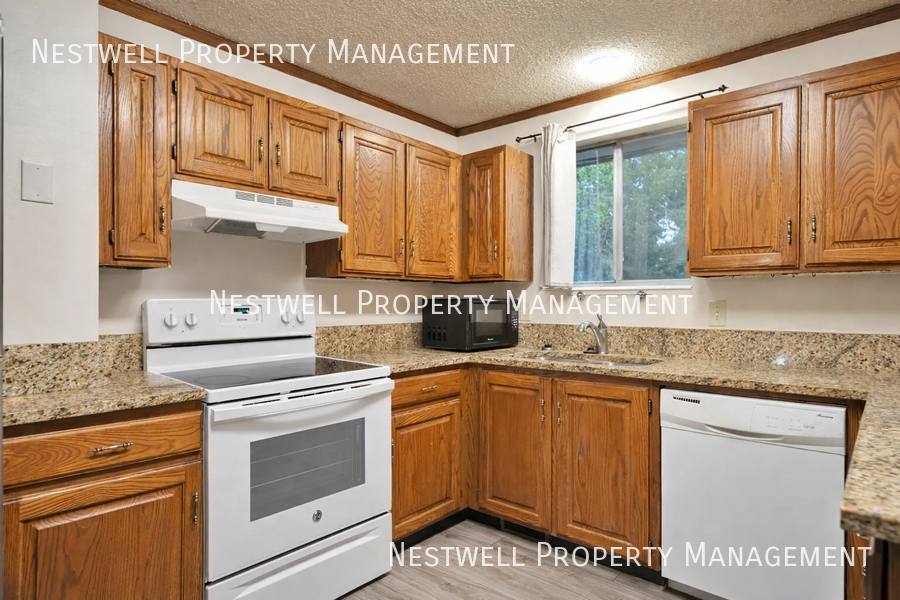 House for rent at 815 E Dusty Rock Place, Sandy, UT 84094