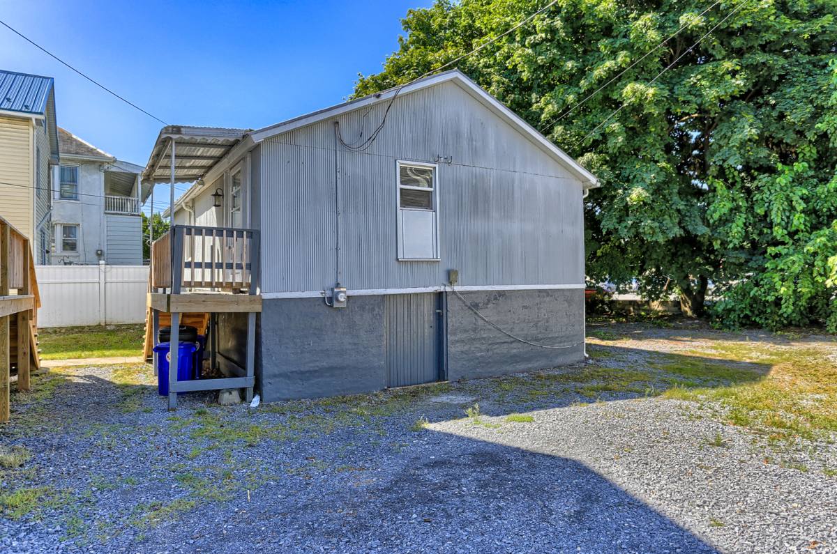 House for rent at 38 N Penn St, Shippensburg, PA 17257