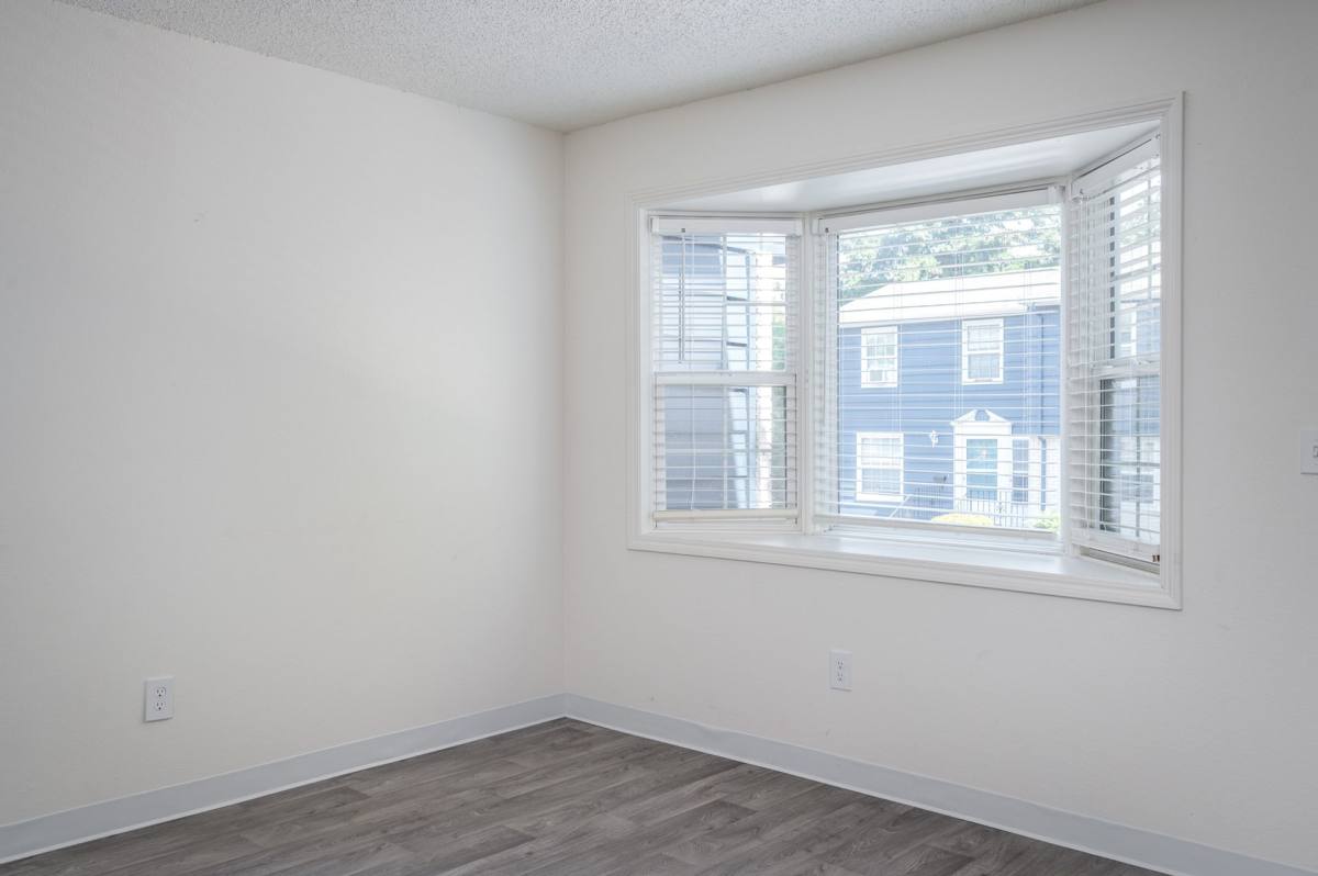 Apartment for rent at 890 NW Division, Gresham, OR 97030